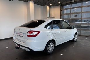 LADA GRANTA