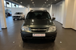 CHEVROLET NIVA