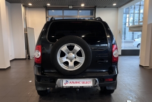 CHEVROLET NIVA