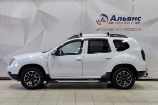 RENAULT DUSTER