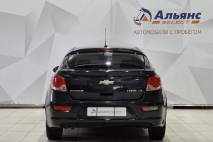 CHEVROLET CRUZE