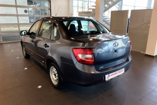 LADA GRANTA