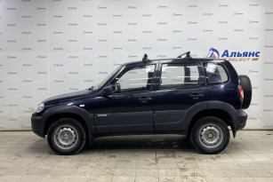 CHEVROLET NIVA