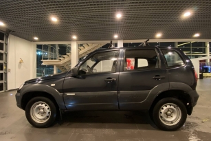 CHEVROLET NIVA