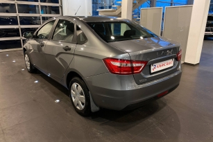 LADA VESTA