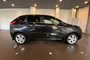 LADA XRAY