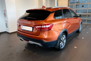 LADA VESTA