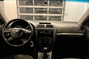 SKODA OKTAVIA