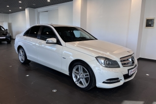 MERCEDES-BENZ C