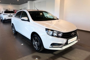 LADA VESTA