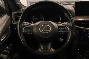 LEXUS LX570
