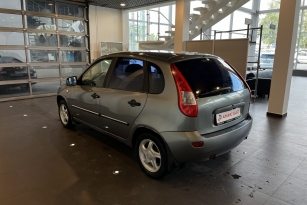 LADA KALINA