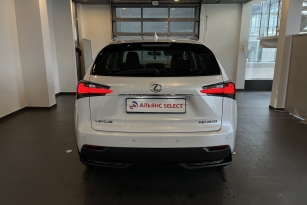 LEXUS NX200