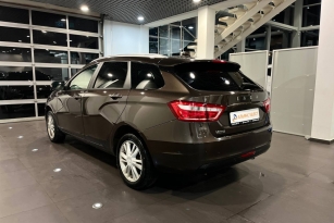 LADA VESTA