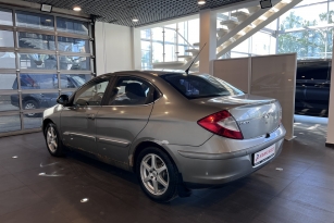CHERY М11