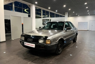 AUDI 80