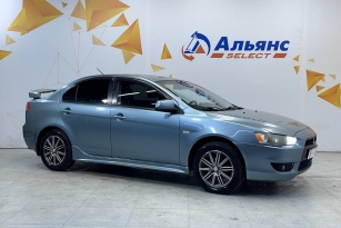 MITSUBISHI LANCER