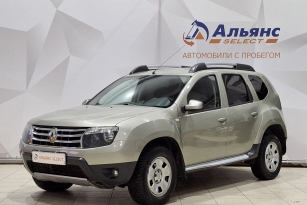 RENAULT DUSTER