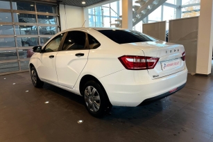 LADA VESTA