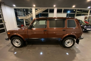 LADA 2131 (4X4)