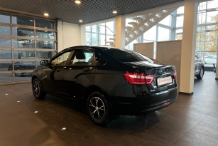 LADA VESTA