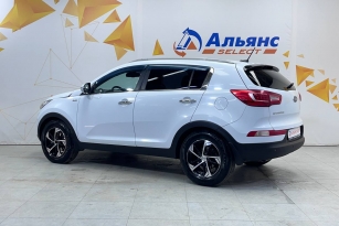 KIA SPORTAGE S