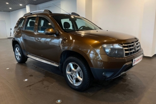 RENAULT DUSTER