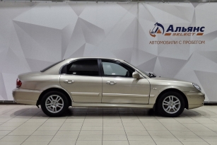 HYUNDAI SONATA