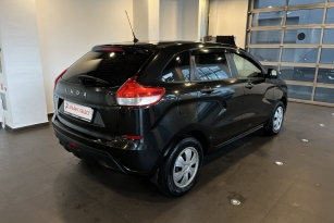 LADA XRAY