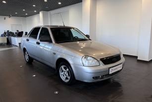 LADA PRIORA