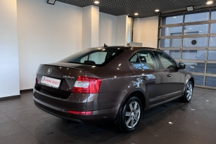 SKODA OKTAVIA