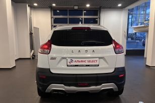 LADA XRAY