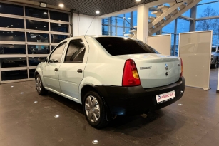 RENAULT LOGAN