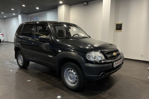CHEVROLET NIVA