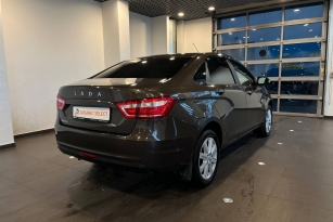 LADA VESTA