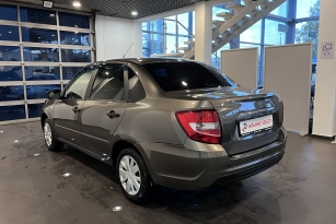 LADA GRANTA