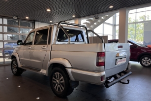 UAZ PICKUP