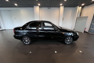 CHEVROLET LANOS