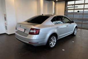 SKODA OKTAVIA
