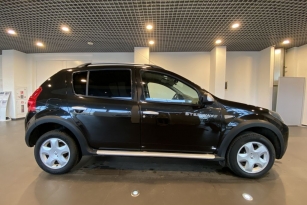 RENAULT SANDERO STEPWAY