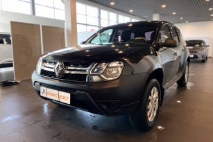 RENAULT DUSTER