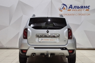 RENAULT DUSTER