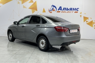 LADA VESTA