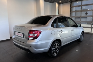 LADA GRANTA