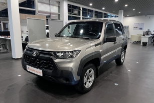 LADA NIVA TRAVEL