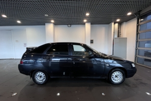 LADA 2112