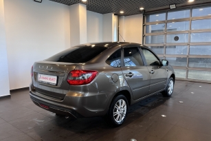 LADA GRANTA