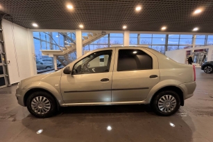 RENAULT LOGAN