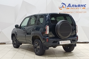 LADA NIVA TRAVEL