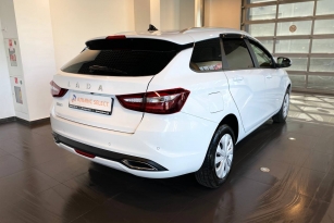 LADA VESTA